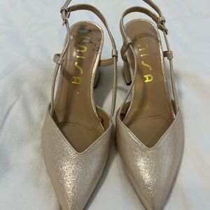 Unisa Women's Elegant Cream Slingback Heels